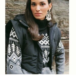 Pilcro Black Women's Vest